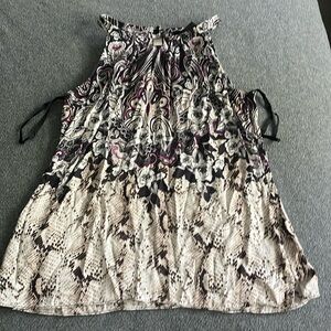 White House Blackmarket Silk Top Size 12